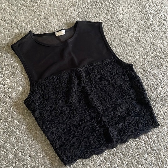 Garage Tops - Garage Mesh & Floral Lace Scallop Edge Black Crop Top